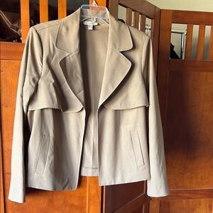 Women's Tan Jacket with Pockets